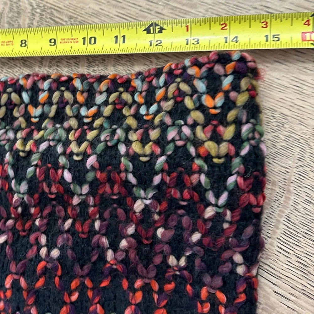 Colorful Warm Infinity Scarf women’s - Picture 5 of 8
